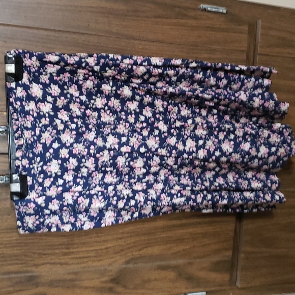 2 piece outfit - Picture 2 of 2